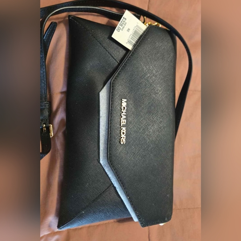 Michael Kors Black Jetset Envelope Crossbody
